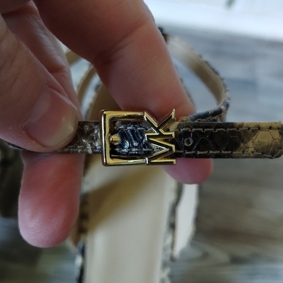 MICHAEL Michael Kors Leather Python Print Ankle Strap Heels Women's Size 10 - Picture 3 of 6